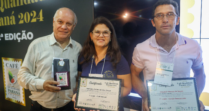 PRODUTORES DE TOMAZINA DOMINAM PREMIAÇÃO DO CAFÉ QUALIDADE PARANÁ 2024